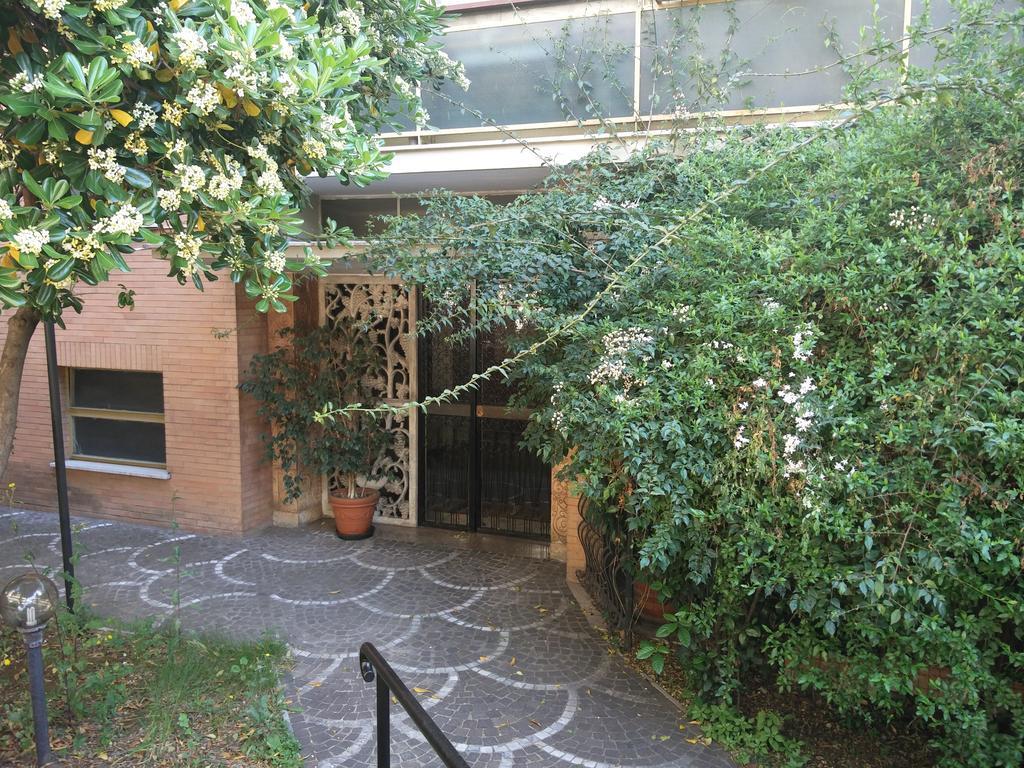 B&B Vatican Doors โรม ภายนอก รูปภาพ