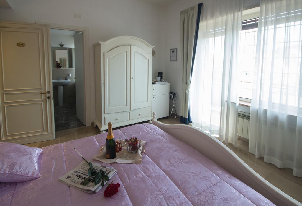 B&B Vatican Doors โรม ภายนอก รูปภาพ